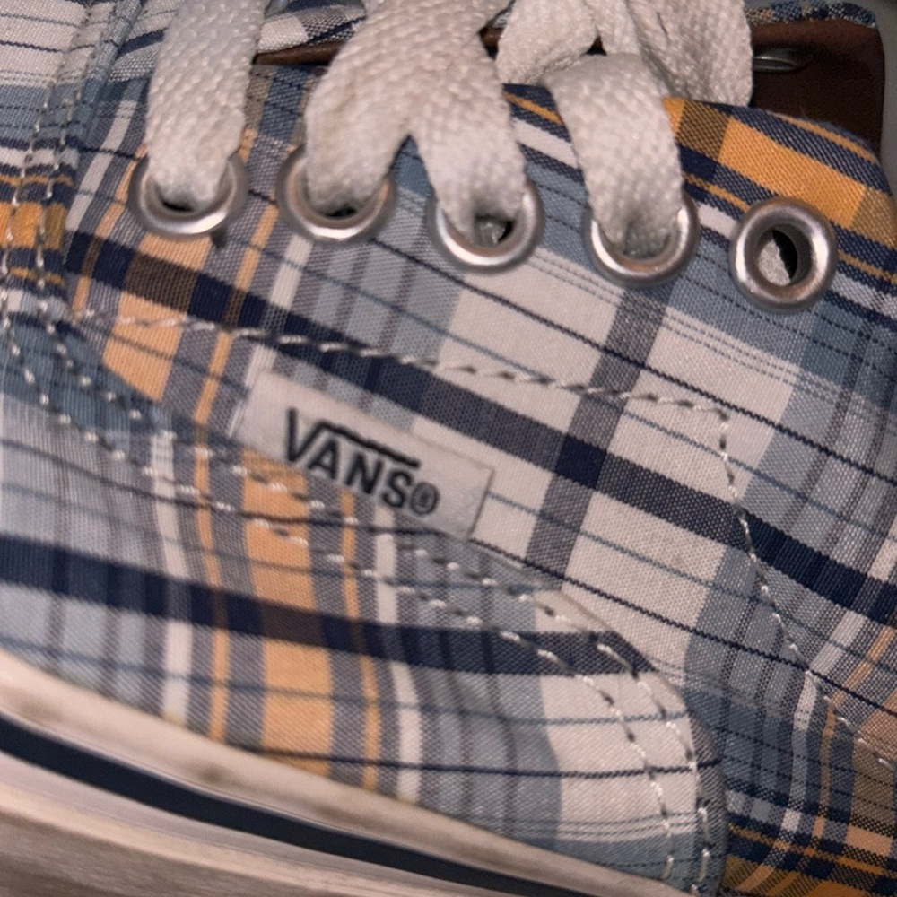 Vans Unisex Plaid & Leather Canvas Sneaker, Size US Men 6.5, US Women 8 - Picture 5 of 16